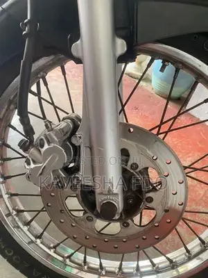Bajaj Pulsar 150 2005