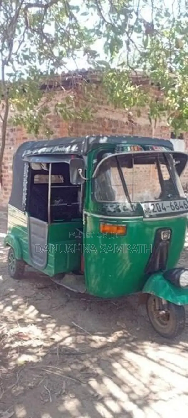 Bajaj RE Three Wheeler 1998
