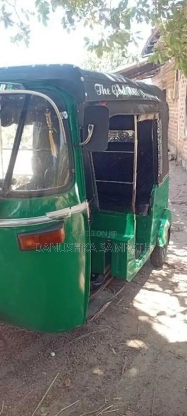 Bajaj RE Three Wheeler 1998