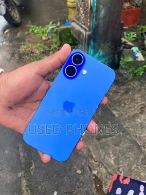 Apple iPhone 16 (Used)