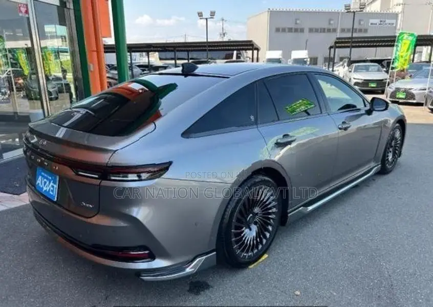 Toyota Crown Z Modellista Kit 2026