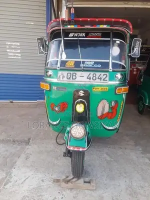 Bajaj RE 2 Stock 2005