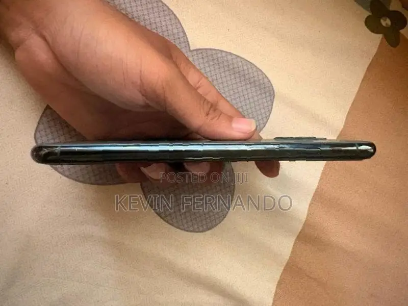 Apple iPhone 11 Pro Max (Used)