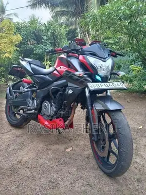 Bajaj Pulsar NS200 2017