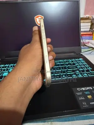 Apple iPhone 15 (Used)