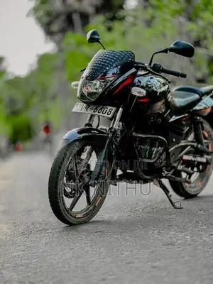 Bajaj Pulsar 180 2011