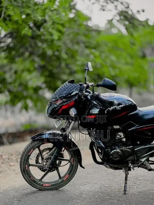 Bajaj Pulsar 180 2011