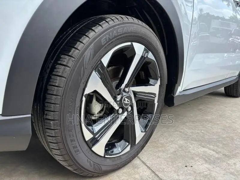 Daihatsu Rocky G Premium 2026