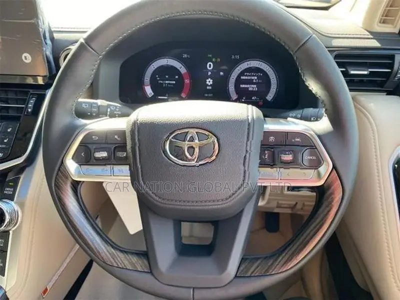 Toyota Land Cruiser LC 300 “ZX” DIESEL 2026