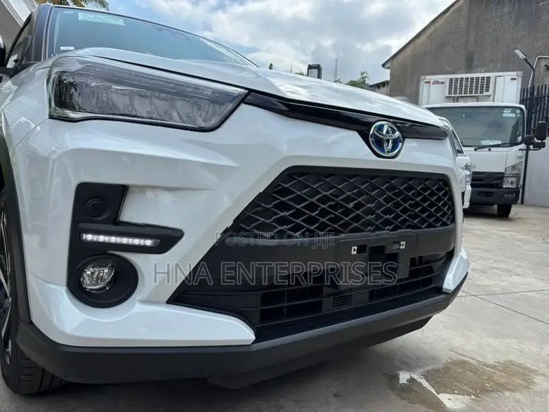 Toyota Raize Z Hybrid 2025