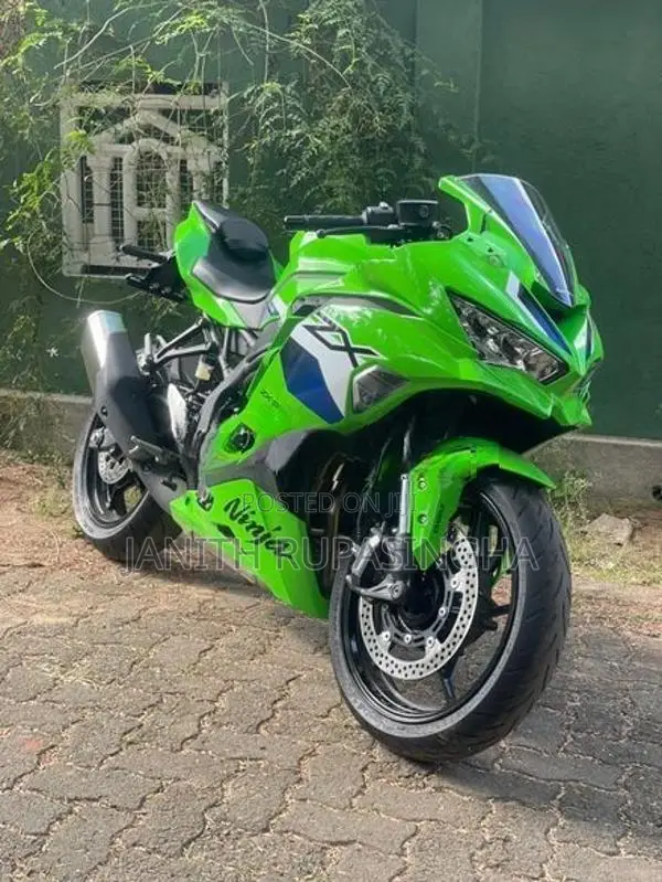 Kawasaki Ninja RR ZX 2026