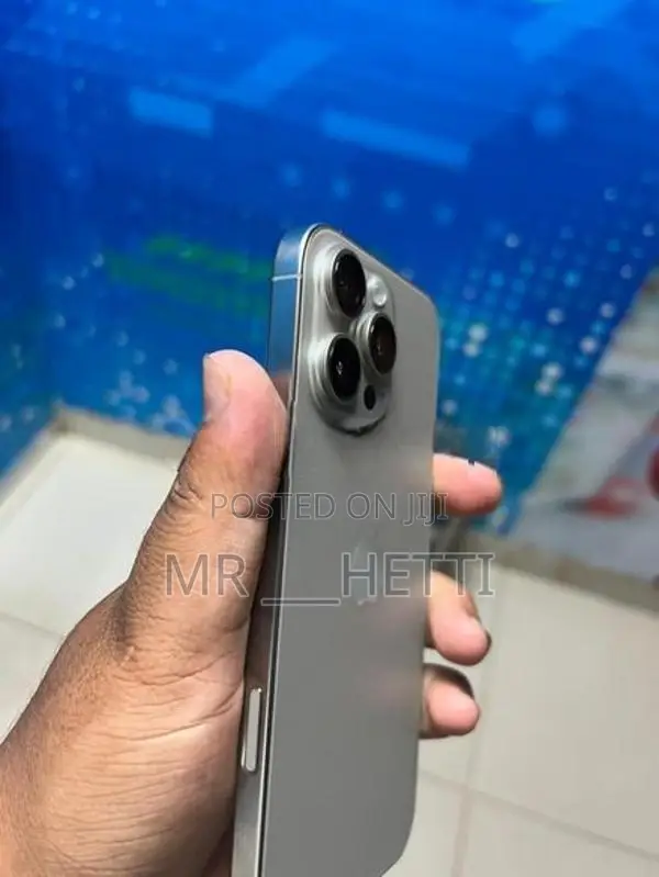 Apple iPhone 16 Pro Max (Used)