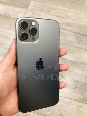 Apple iPhone 12 Pro (Used)