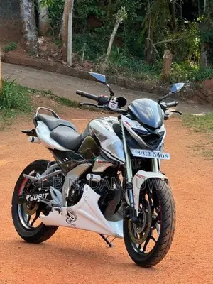 Bajaj Pulsar N160 2025