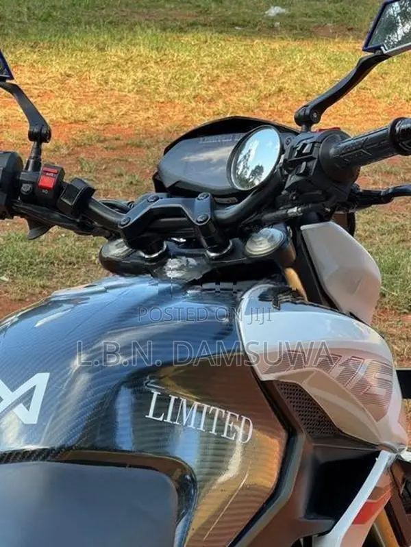 Bajaj Pulsar N160 2025