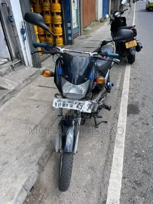 Bajaj CT100 2005