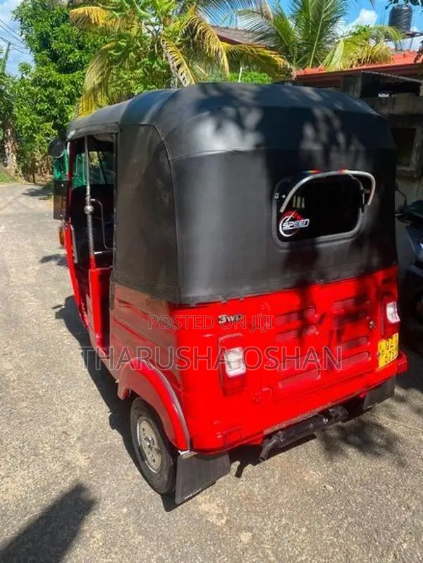 Bajaj RE 2009