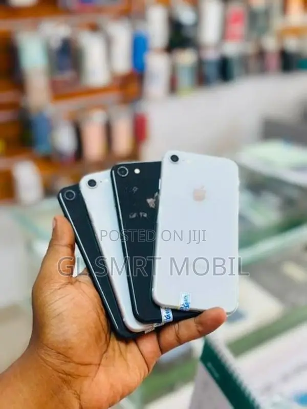 Apple iPhone 8 64GB (Used)