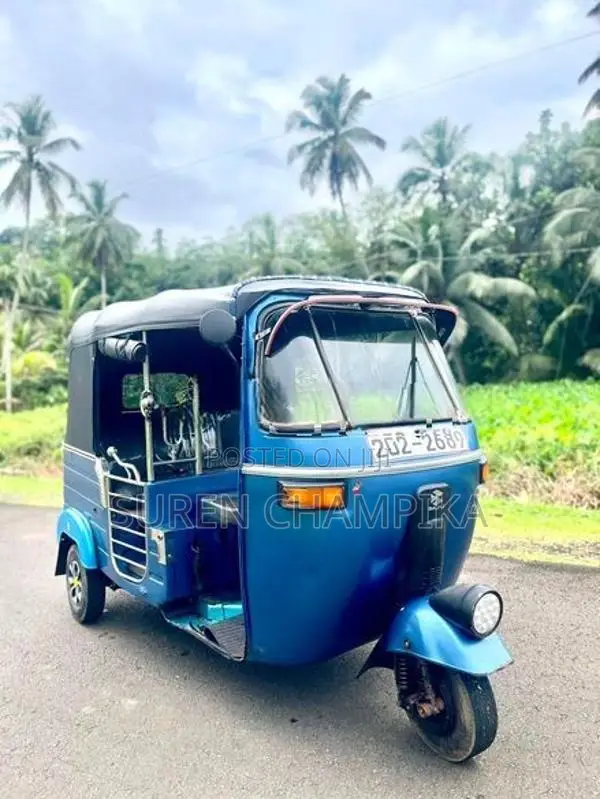 Bajaj RE 1993