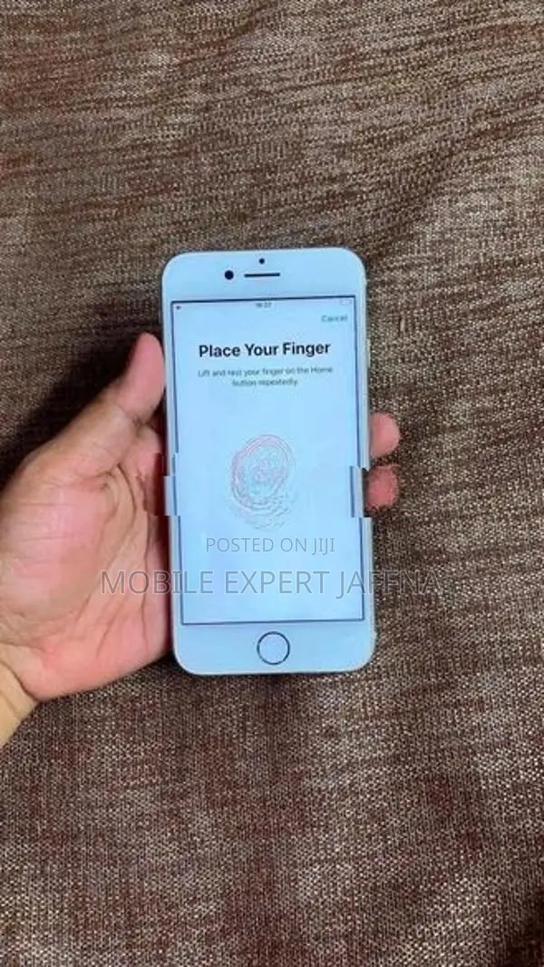 Apple iPhone 7 (Used)