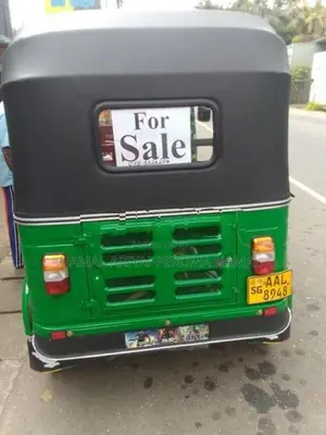 Bajaj RE 2013