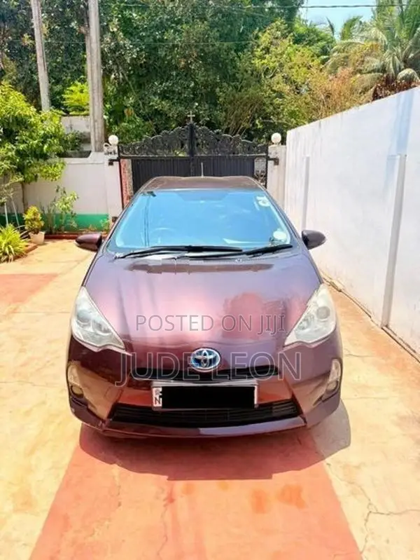 Toyota Aqua 2014