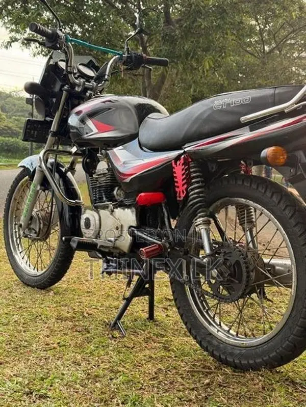 Bajaj CT100 2006
