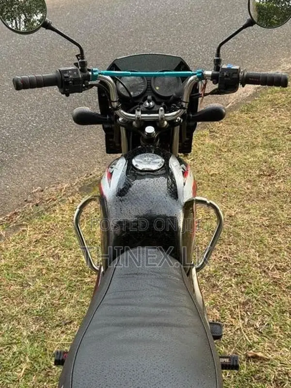 Bajaj CT100 2006