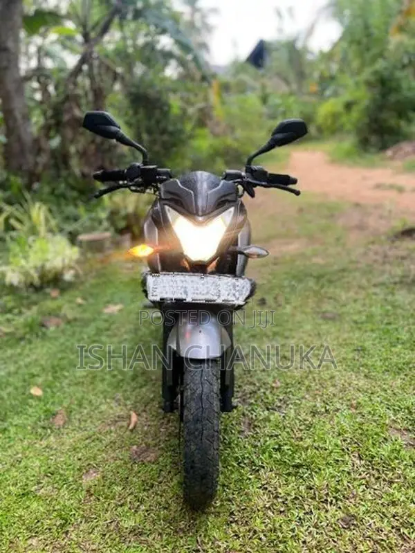 Bajaj Pulsar NS200 2018