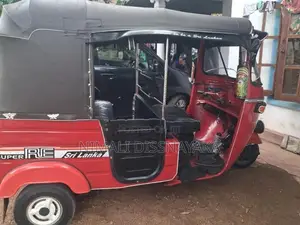 Bajaj RE 1996