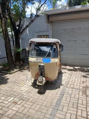 Bajaj RE 1996