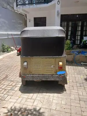 Bajaj RE 1996