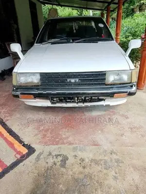 Nissan Sunny 1983