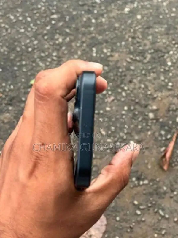 Apple iPhone 14 (Used)