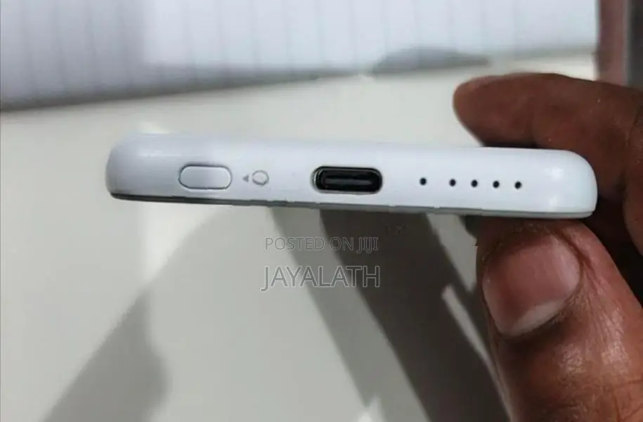 Infinix Wireless Magnetic Power Bank