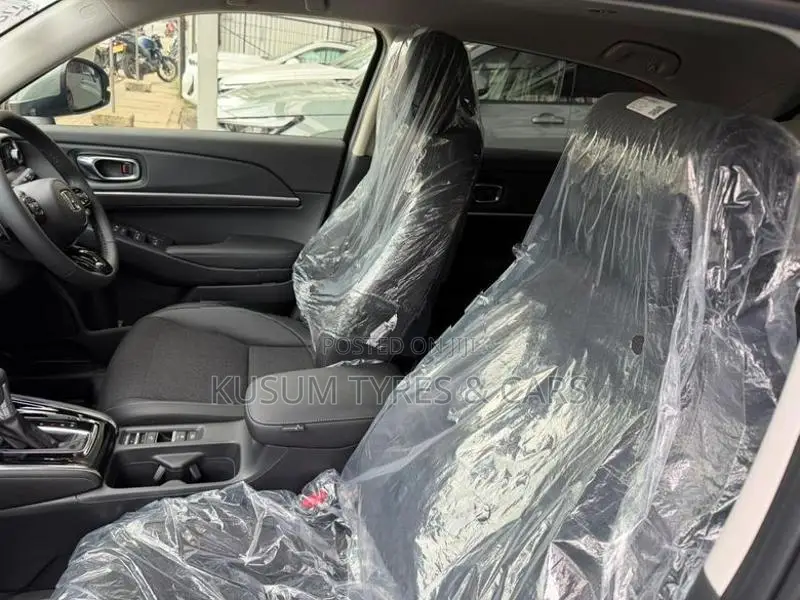 Honda Vezel Z Premium 10 SPEAKRS 2026