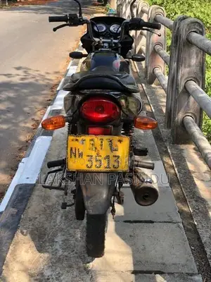 Bajaj Platina 110 ES 2016