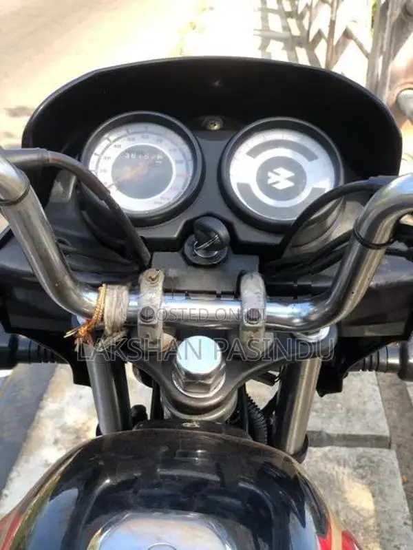 Bajaj Platina 110 ES 2016