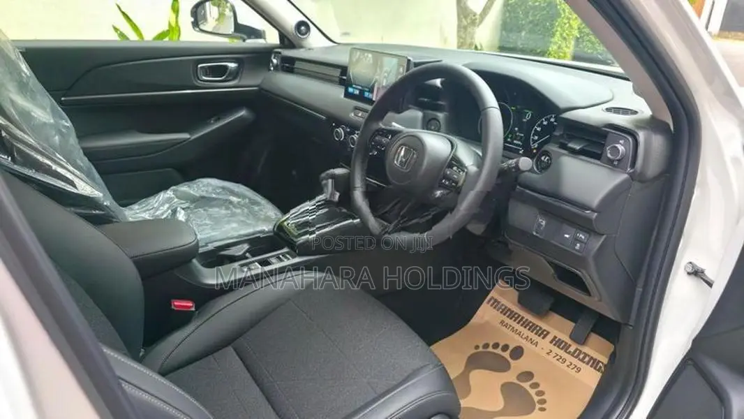 Honda Vezel Z Premium 10 🔊 2026