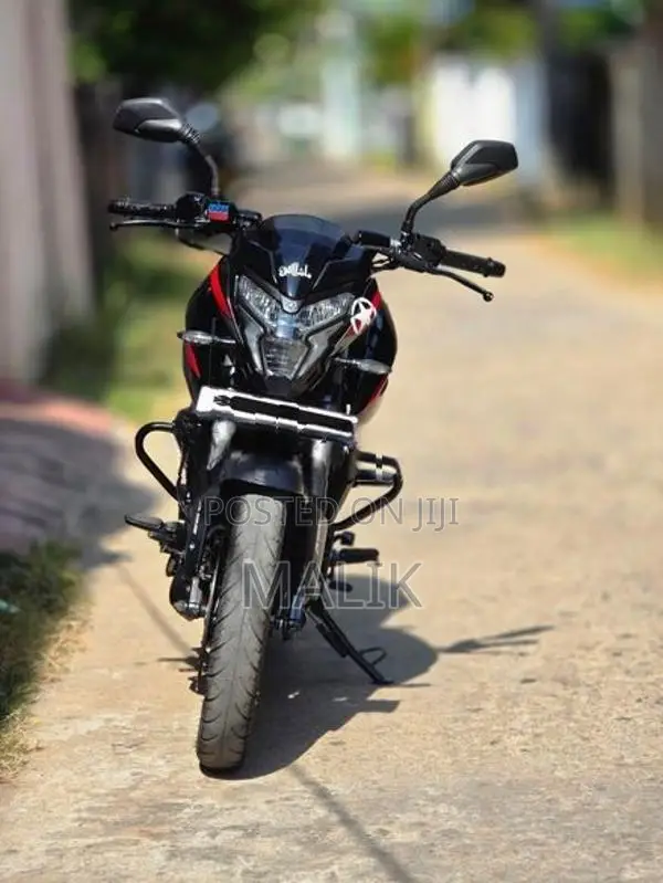 Bajaj Pulsar NS200 2025