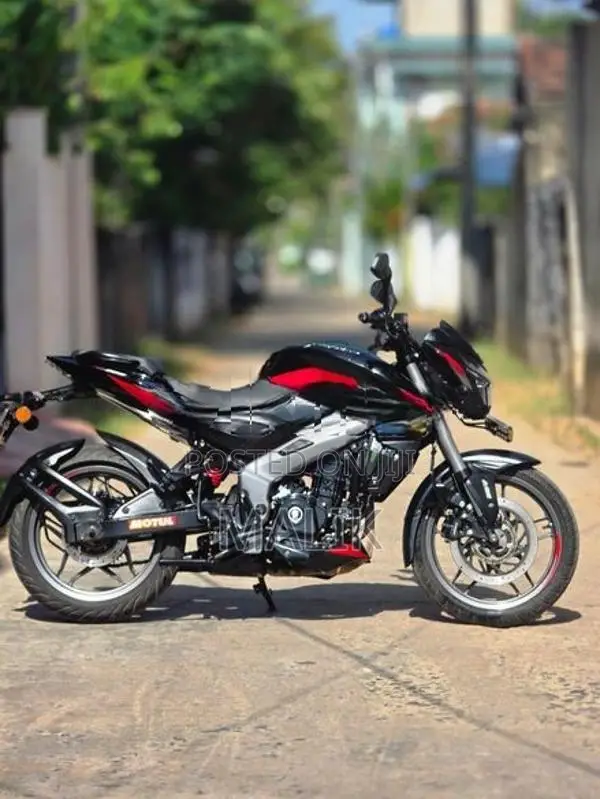 Bajaj Pulsar NS200 2025