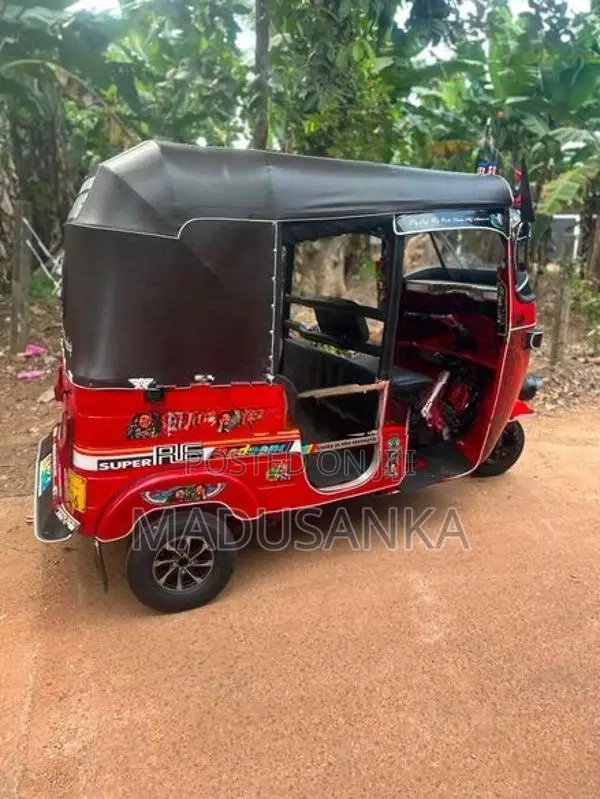 Bajaj RE 2 Stroke 2005