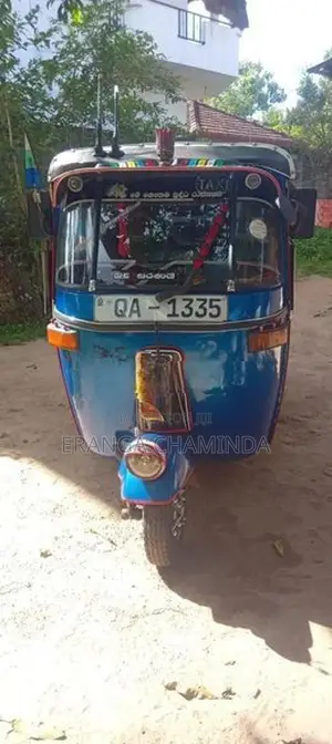 Bajaj RE 2006