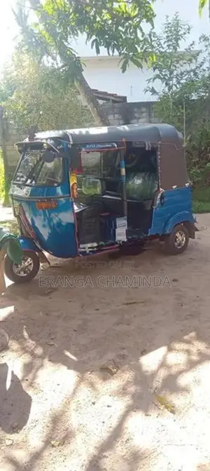 Bajaj RE 2006