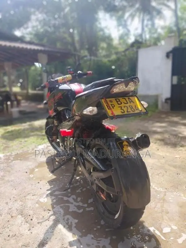 TVS Apache 2022