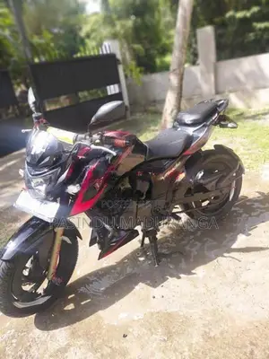 TVS Apache 2022