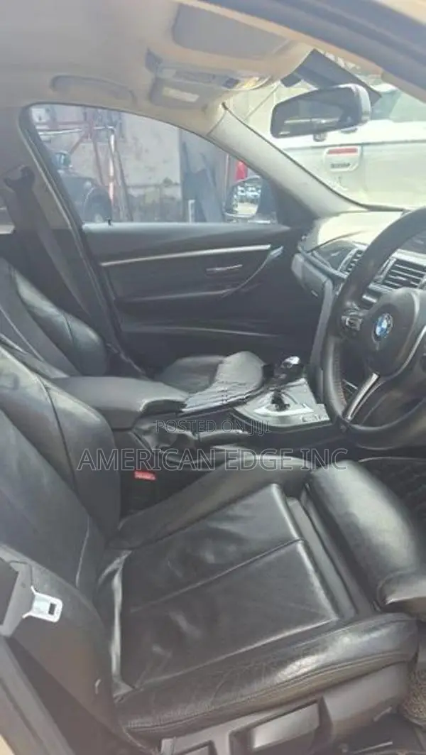 BMW 318i Shadow 2018