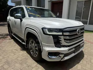 Toyota Land Cruiser Sahara LC300 ZX V6 2026