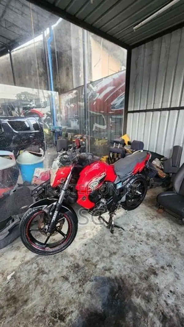 Yamaha FZ S 2014