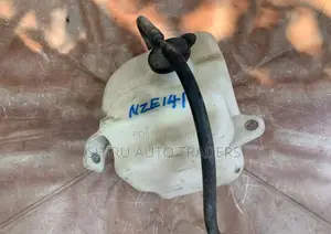 Toyota axio 141 radiator overflow tank for Car